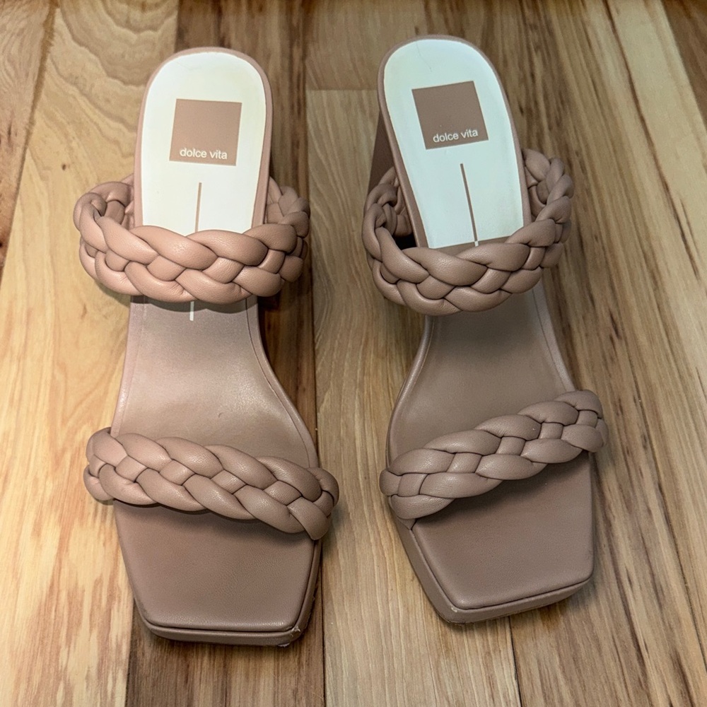 Dolce Vita Women's Braided Beige Heels - Picture 2 of 8